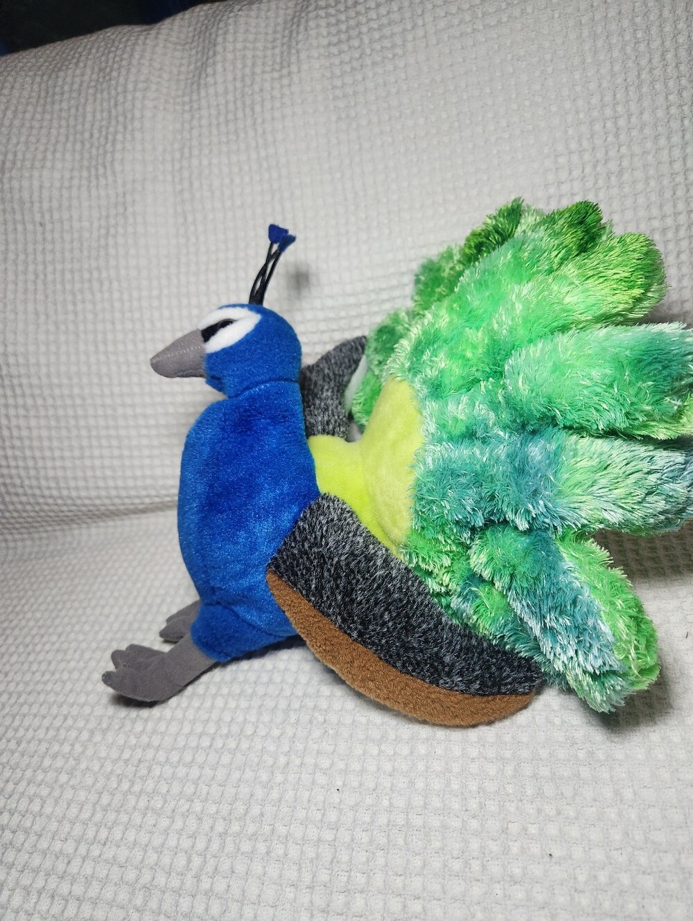 Wild Republic peacock plush stuffed animal - Picture 3 of 8